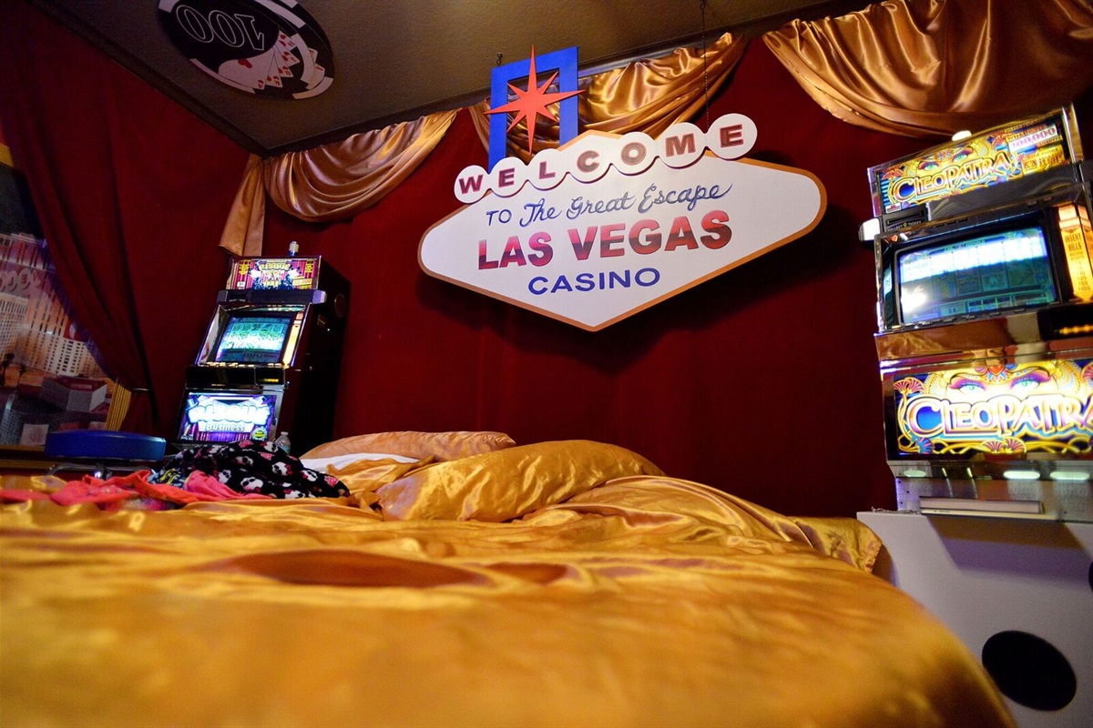 The Vegas casino suite.