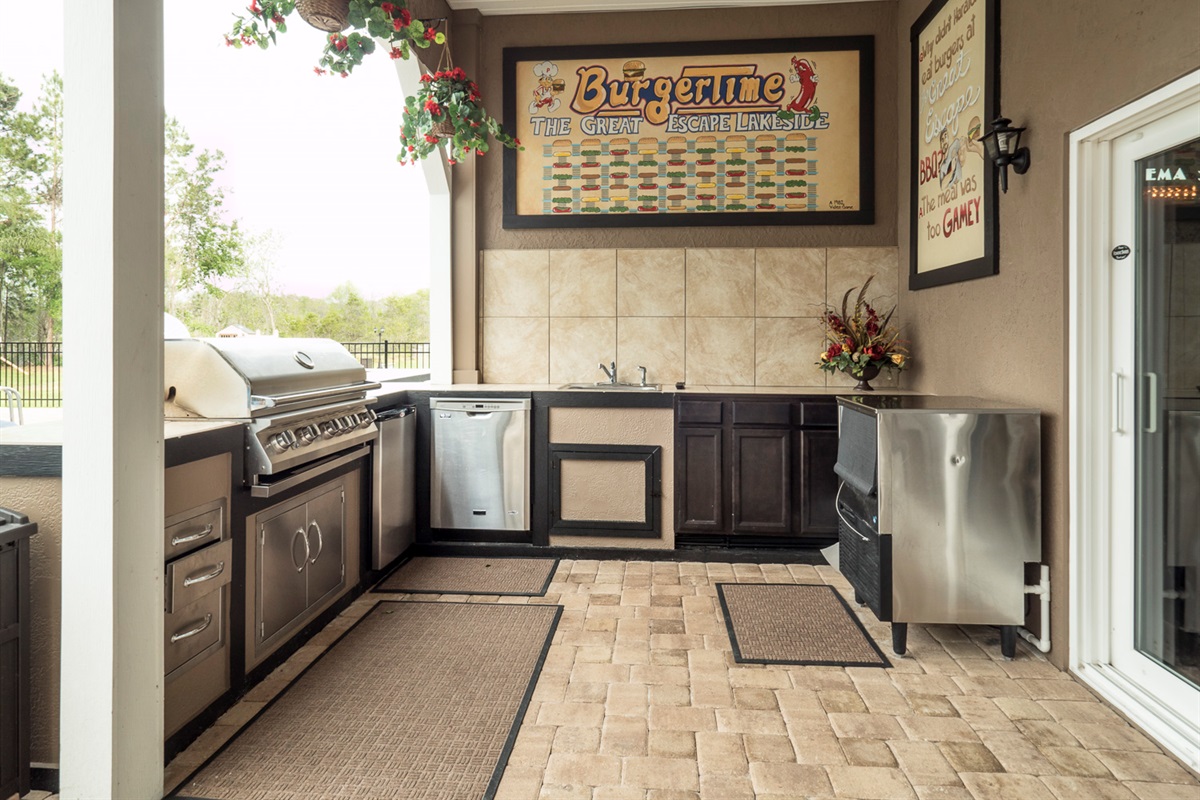 The full outdoor kitchen.