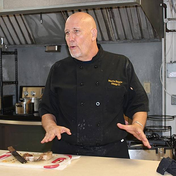 Maurice of Hidalgo Catering at work.