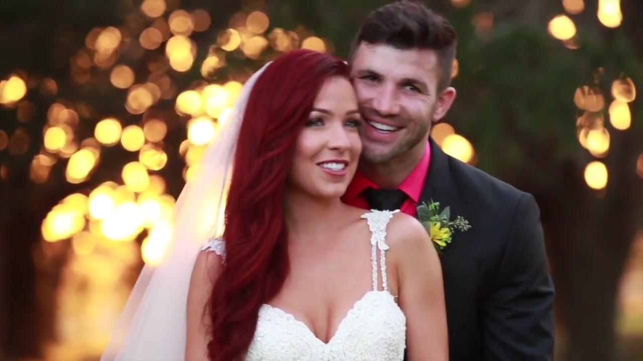 A weekend wedding on the grounds