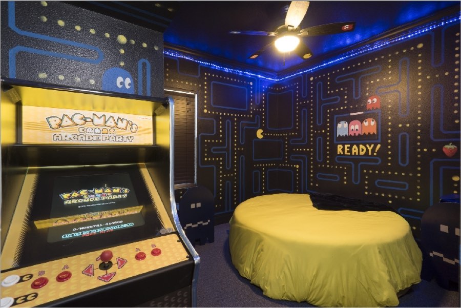 Classic Video Games (Pac-Man)