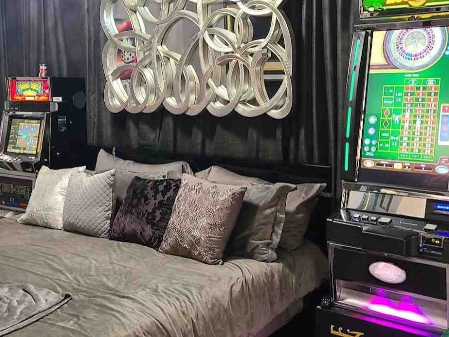 The Casino Games High Roller Suite at The Great Escape Parkside, Clermont FL
