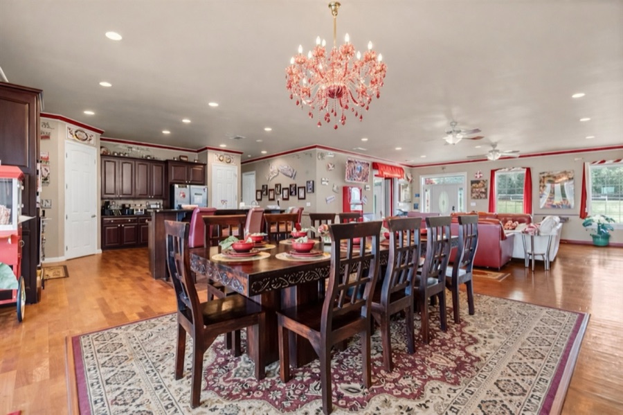 Elegant dining for celebrations.