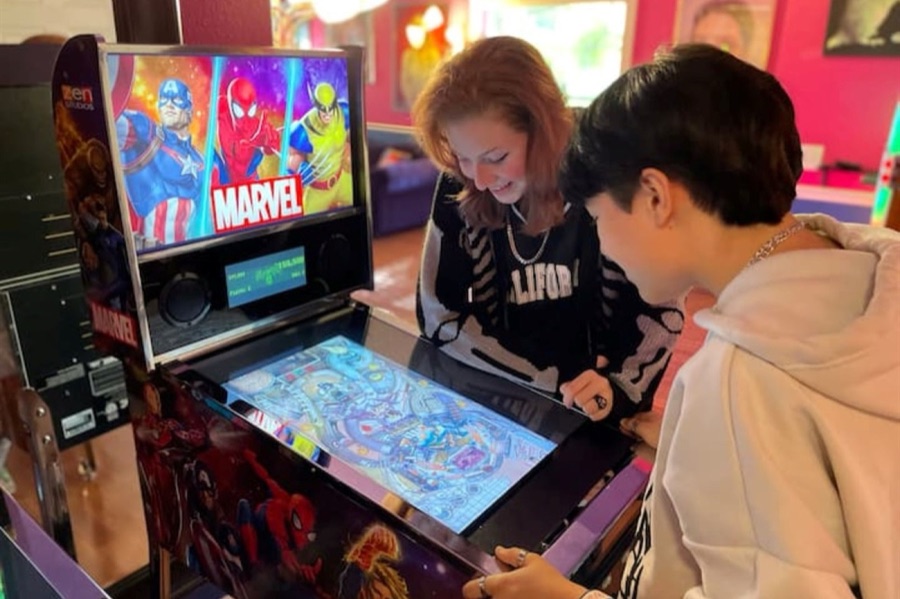 Pinball and arcade showdown.