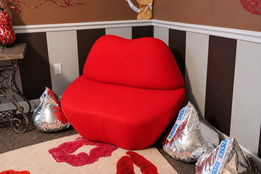 Giant chocolate kiss seat