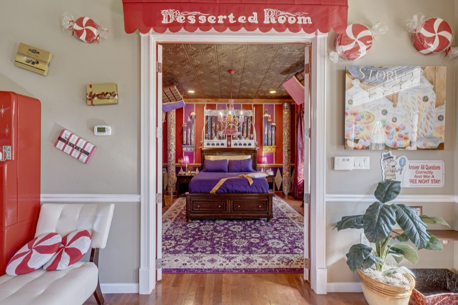 The Dessert-ed dining bedroom.