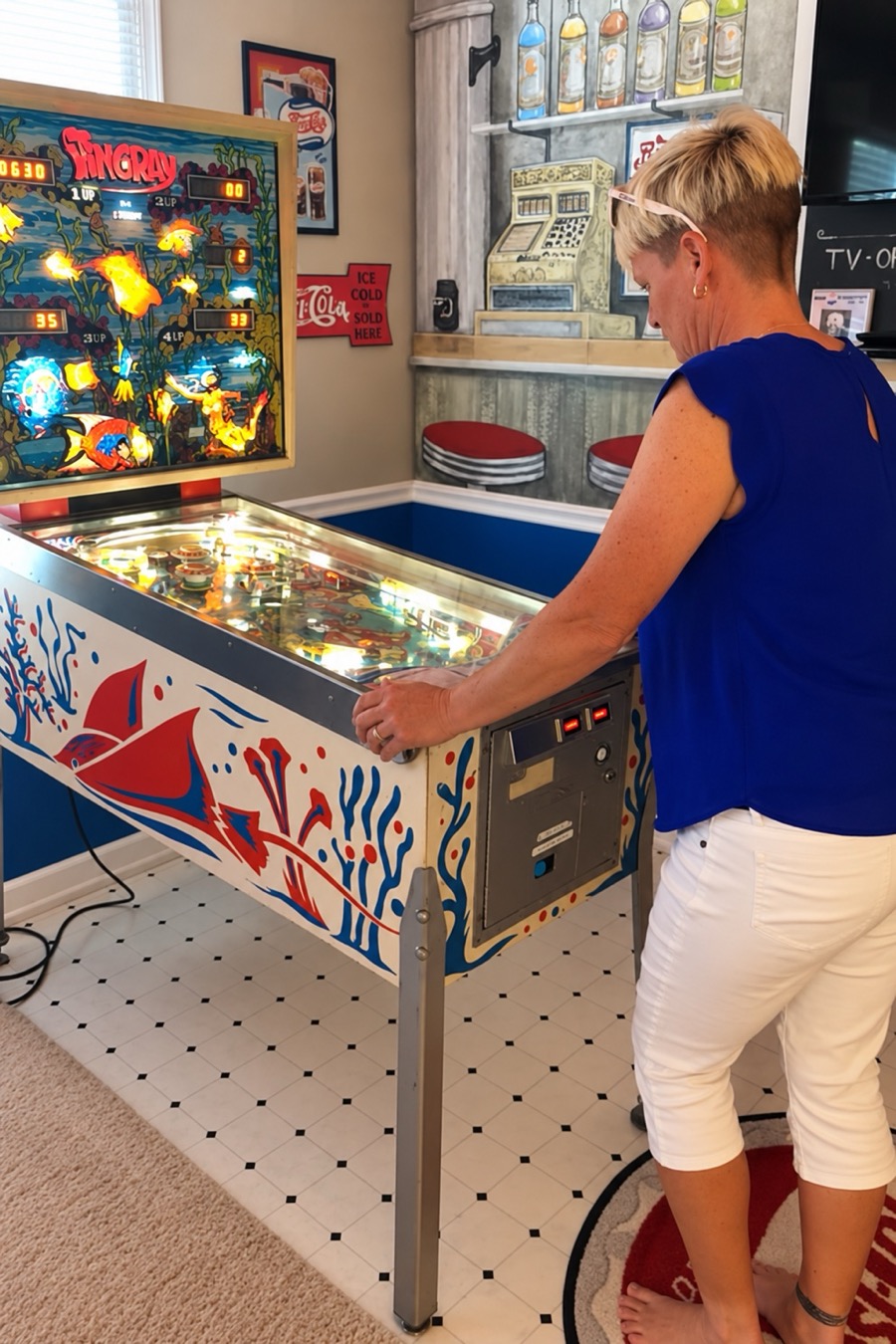 The Pepsi Pinball Speakeasy bedroom.
