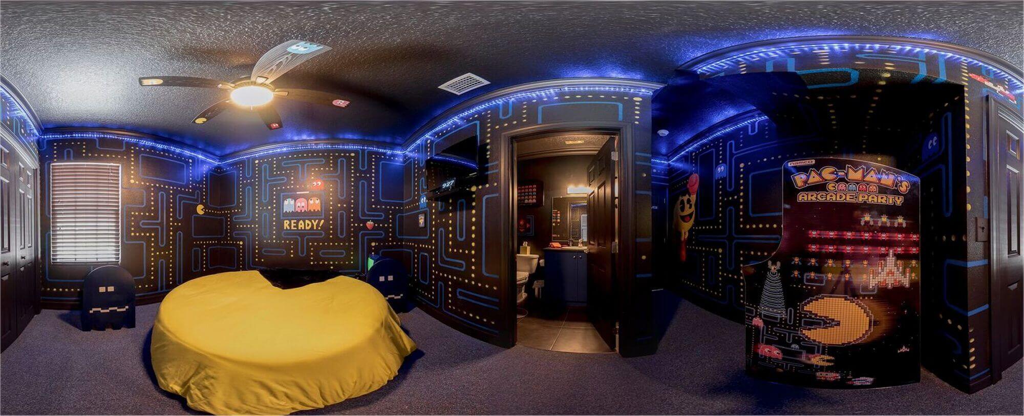 A vacation rental home for family reunions near Orlando, FL - The 1980s Video Game Bedroom - Sleep in a Pac-Man maze at The Great Escape Lakeside - Managed by Orlando Area Luxury Resorts & Rentals
